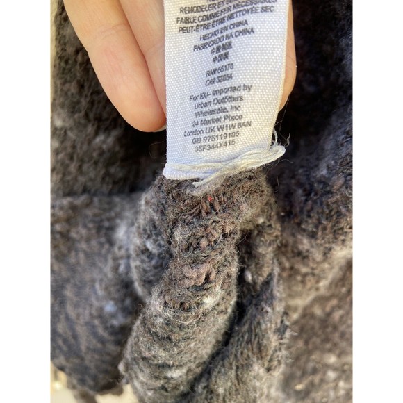 Free people medium black Heathered Pop over pull over Sweater High Low - Picture 9 of 9